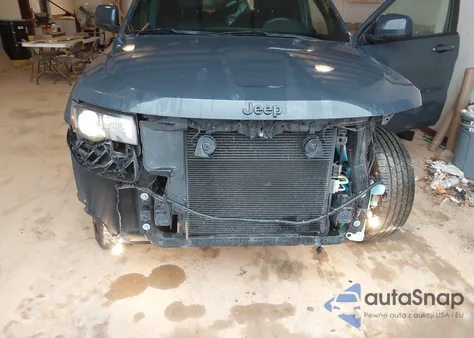 2018 Jeep Grand Cherokee Altitude 4X4 z USA, uszkodzony, nr VIN 1C4RJFAGXJC138177